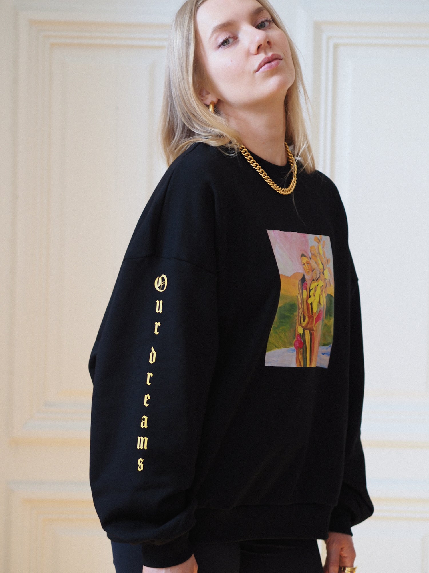 Dreams Free Sweatshirt, Black